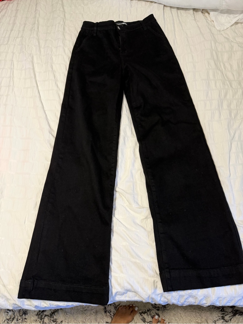Fashion Nova Black Wide-Leg High-Rise Jeans
